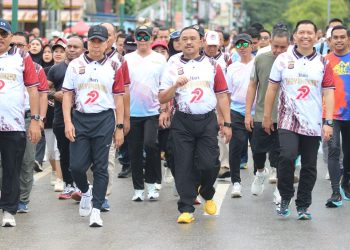 Semarak Hari Bhayangkara ke-79, Polda Sultra Gelar Jalan Sehat dan Senam Bersama