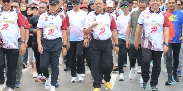 Semarak Hari Bhayangkara ke-79, Polda Sultra Gelar Jalan Sehat dan Senam Bersama