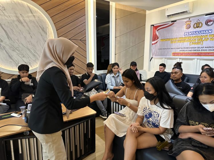 Sejumlah perkerja di THM dilakukan pemeriksaan oleh Personil Polda Sultra.