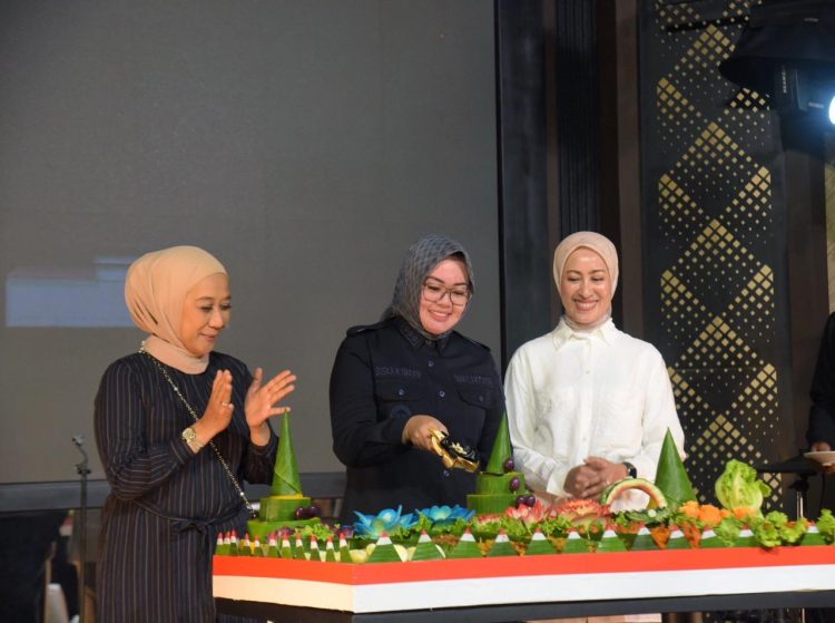 Wali Kota Kendari, Siska Karina Imran meresmikan Maimo Coffe and Bistro Kota Kendari.