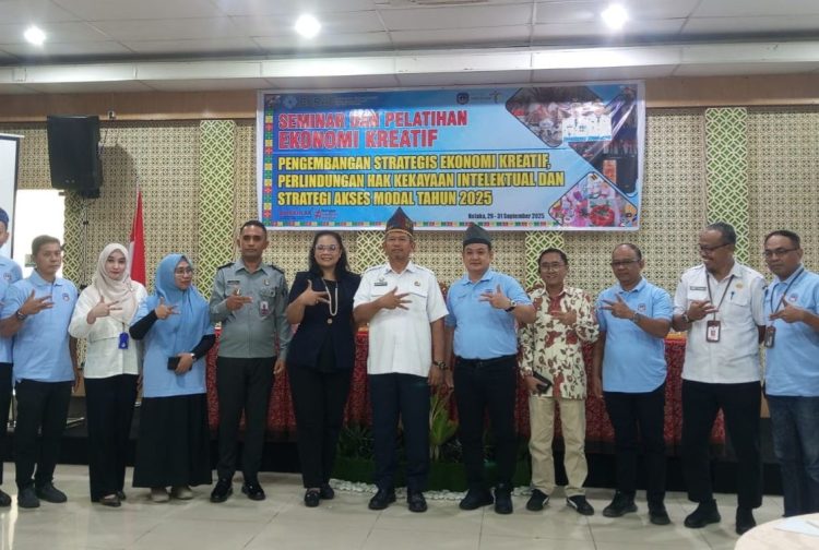Kemenkum Sultra turut andil dalam Seminar dan Pelatihan Pengembangan Strategis Ekonomi Kreatif di Kabupaten Kolaka.