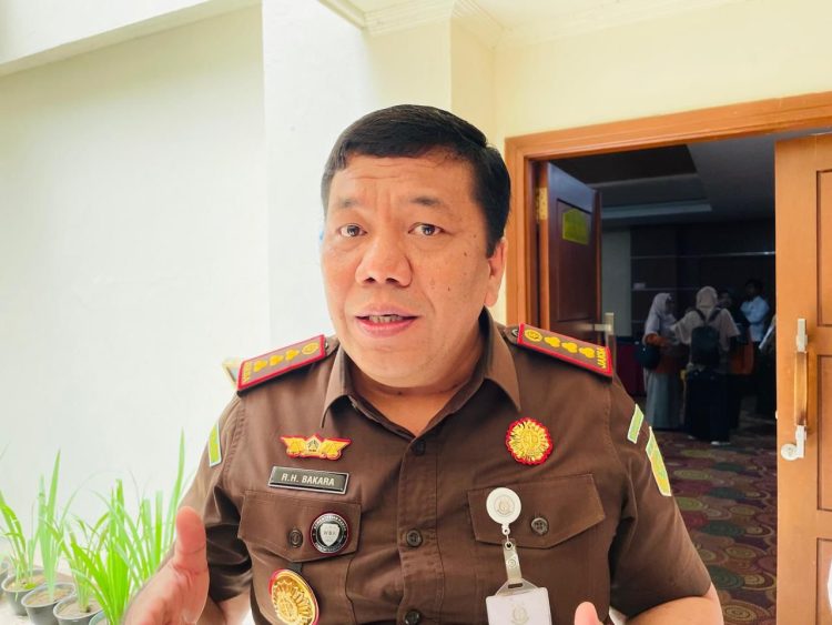 Kajari Kendari, Ronal H.Bakara