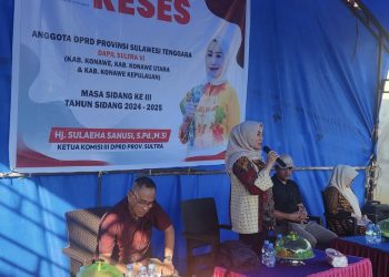 Serap Aspirasi Masyarakat Konawe Utara, Anggota DPRD Sultra Suleha Sanusi Salurkan Bantuan