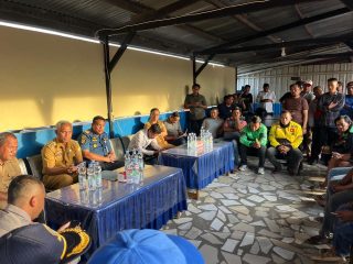 Driver Pelabuhan dan Ojol Sepakat Tahan Diri, Tunggu Keputusan Pusat Soal Regulasi Angkut  Penumpang di Pelabuhan Kendari