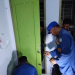 Damkar Kendari Gerak Cepat Selamatkan Wanita Terjebak di Kamar Kos