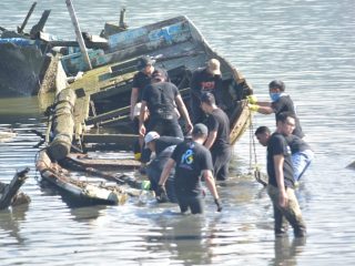 ASN Pemkot Kendari Gotong Royong Kerja Bakti Sambut Event Internasional