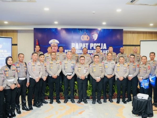 Ditlantas Polda Sultra Ikuti Anev Ops Ketupat 2026, Bahas Strategi Tingkatkan Kamseltibcarlantas Nasional