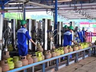 Kunjungi Fasilitas Strategis di Kendari, Pertamina Pastikan Stok LPG Aman