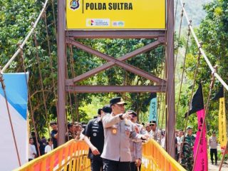 Wakapolri Resmikan Jembatan “Dhira Brata”, Bukti Nyata Instruksi Presiden Prabowo Subianto Hadir di Pelosok Sultra