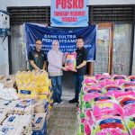 Bank Sultra Serahkan Bantuan Sosial untuk Korban Banjir Kendari