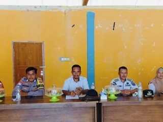 Camat Moramo Utara Janji Usut Tuntas Masalah Wabah Lalat di Lalowaru Konsel : Besok 3 Kepala Seksi Bakal Cek Lokasi!