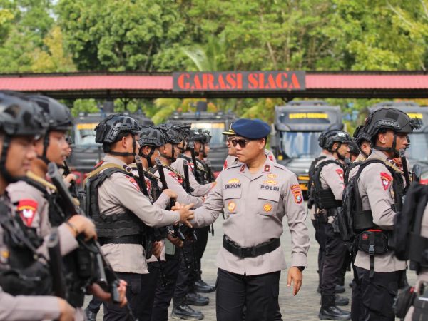 Wakapolda Sultra Sambut Kepulangan Pasukan Brimob Usai Tugas Pengamanan Freeport di Papua