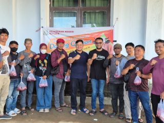Kejari Kolaka Tebar Kepedulian, Salurkan 445 Kantung Daging Qurban di Momen Idul Adha 1447 H