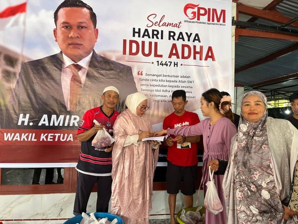 Wujud Bakti di Tanah Kelahiran, GPIM Salurkan Sapi Qurban untuk Warga Tongauna Konawe
