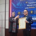 Motif Tenun Khas Kendari Resmi Kantongi Sertifikat HAKI