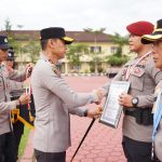 Kapolda Sultra Irjen Pol Himawan Bayu Aji Beri Apresiasi kepada Personel Berprestasi