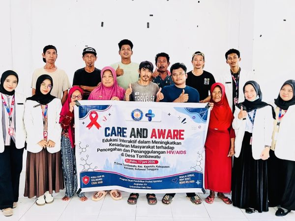 "Care and Aware": Mahasiswa Profesi Apoteker UHO Edukasi Warga Desa Tombawatu tentang Pencegahan HIV