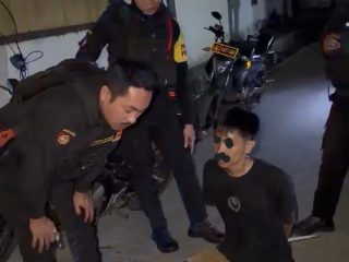 Kepergok Warga dan Polisi, Pencuri Besi di Kendari Ditangkap Usai Nyabu