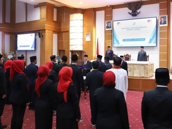 Gubernur ASR Lantik 26 Pejabat Lingkup Pemprov Sulawesi Tenggara