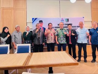 Kepala BKN RI Gelar Diskusi Terbatas Bersama KAHMI ASN Sultra di Kendari