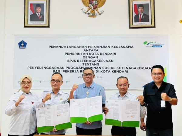 Dinas Sosial dan Perikanan Kendari Teken PKS dengan BPJS Ketenagakerjaan