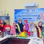 IKWI Sultra Meriahkan HUT ke-65, Busana Adat Muna Raih Posisi 10 Terbaik Nasional
