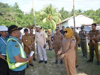 Wali Kota Kendari dr. Siska Tinjau Lokasi Pembangunan Kampung Nelayan Merah Putih di Kawasan Pesisir