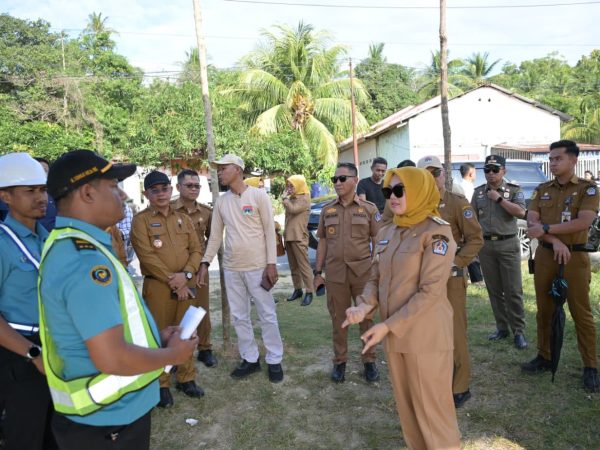 Wali Kota Kendari dr. Siska Tinjau Lokasi Pembangunan Kampung Nelayan Merah Putih di Kawasan Pesisir