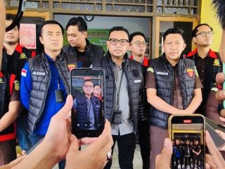 Kejari Kolaka Usut Dugaan Korupsi Program PSR : 112 Orang Diperiksa, Dua Lokasi Digeledah