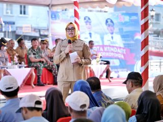 Warga Kendari Keluhkan Masalah Banjir dan Kelangkaan LPG 3 Kg ke Wali Kota Siska