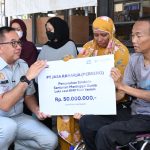 Dalam 24 Jam, Dirut Jasa Raharja Serahkan Santunan kepada Ahli Waris Korban Kebakaran KMP Putri Yasmin