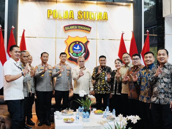OJK - Polda Sulawesi Tenggara Perkuat Penegakan Hukum Sektor Keuangan