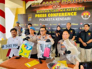Ketahuan Berduaan dengan Selingkuhan di Mobil, Oknum PNS Setda Konsel Nabrak Adik Kandung hingga Cedera Berat