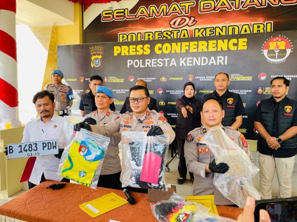 Ketahuan Berduaan dengan Selingkuhan di Mobil, Oknum PNS Setda Konsel Nabrak Adik Kandung hingga Cedera Berat