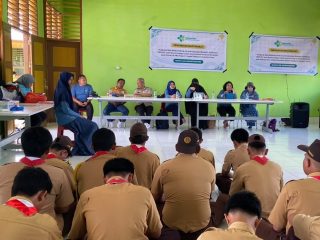Cegah Osteoporosis Remaja, Tim Pengmas Poltekkes Kendari Cek Kalsium Serum Siswa SMAN 1 Lasolo