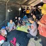 Kapolri dan Titiek Soeharto Tinjau Bencana Gempa NTT, Salurkan Ribuan Paket Bantuan