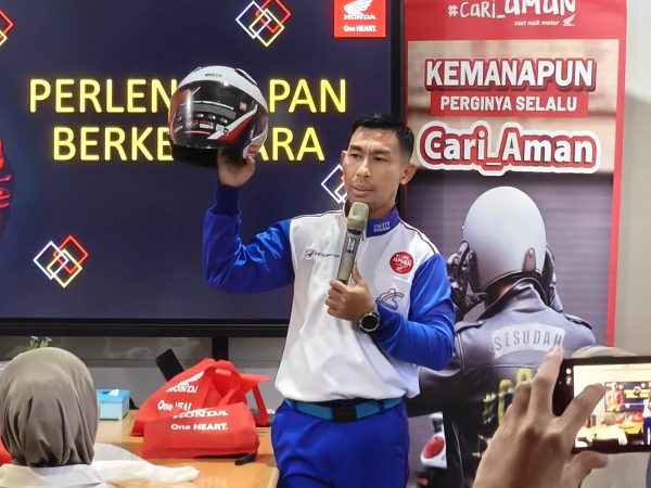 Asmo Sulsel Edukasi Safety Riding 40 Karyawan Jordan Bakery, Tekankan Pentingnya Perlengkapan Berkendara