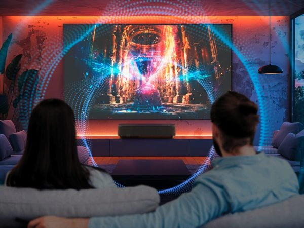 Epson Luncurkan Lifestudio Grand Plus EH-LS970B: Proyektor 4K Ultra-Short-Throw Berbasis AI dan Audio Bose