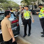 Mobil Warga Diserempet Truk di Bypass Kendari, Minta Perusahaan Tanggung Penuh Biaya Perbaikan