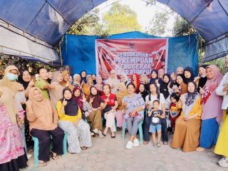 Hj.Gunartin Kukuhkan Perempuan Penggerak Akar Rumput