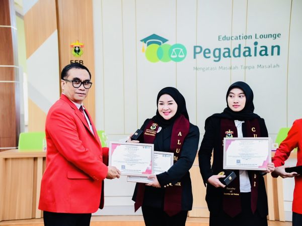 Helen Dias Andhini Jadi Lulusan Terbaik Program Doktor Manajemen FEB Unhas