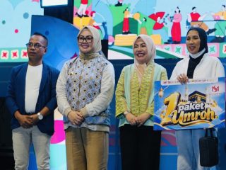 Yuli Raih Hadiah Utama Paket Umrah di Puncak Bulan Inklusi Keuangan OJK Sultra 2026