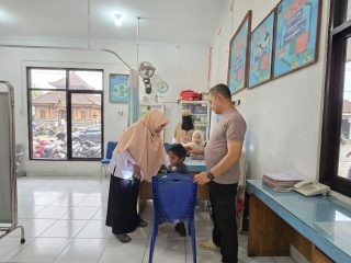 Kelaparan dan Sakit, Satu Keluarga di Kota Kendari Beruntung Ditolong Polisi
