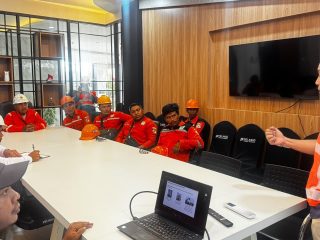 TKBM TPK Kendari New Port Kampanyekan Keselamatan Kerja dan Tolak Suap