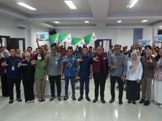 OJK Sultra Bersama Pemkab Kolaka Utara Akselerasi Program Ekonomi Daerah Kakao, Realisasikan Pembiayaan Hingga Rp1,4 Miliar